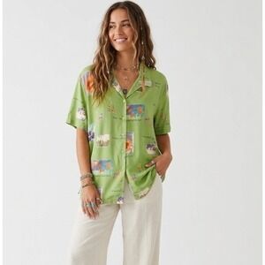 Vintage Anthony Mark Hankins Large Green Floral Relaxed Rayon Button Down Boho